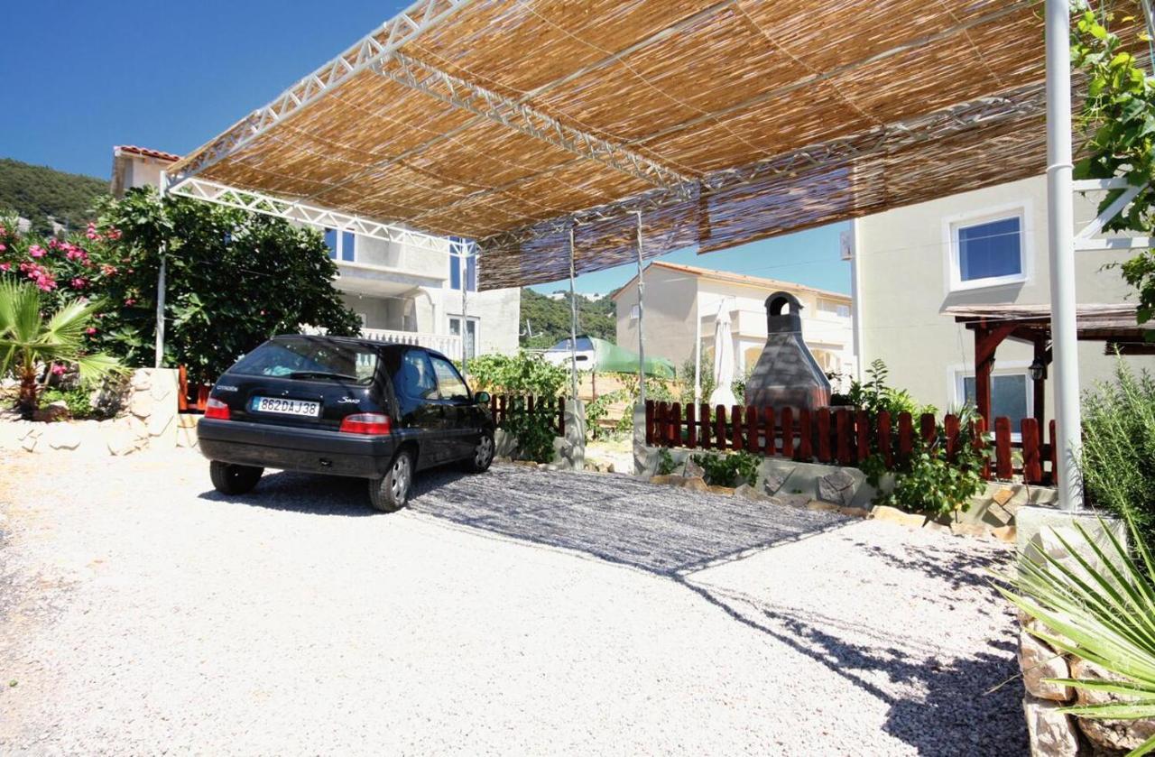 Apartments With A Parking Space Banjol, Rab - 5071 Экстерьер фото