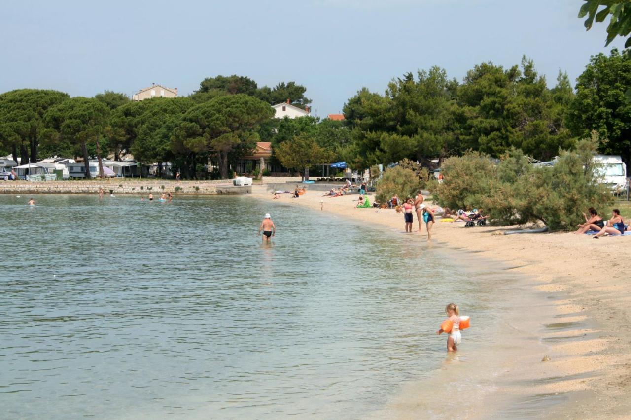 Apartments With A Parking Space Banjol, Rab - 5071 Экстерьер фото